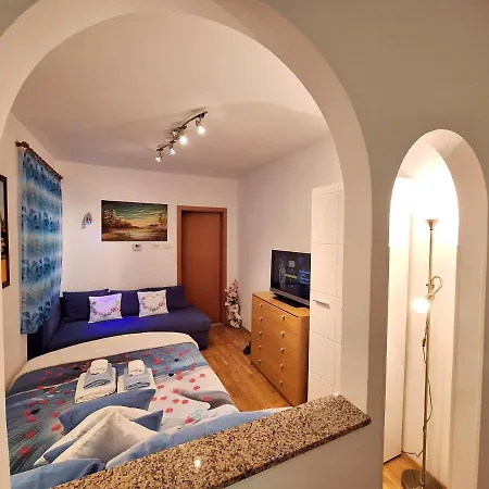 Apartment Taya Piran Exterior photo